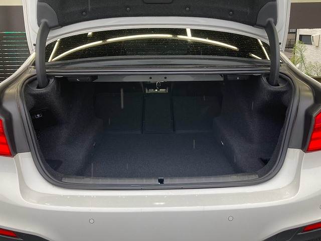 BMW 5Series Sedanの画像13