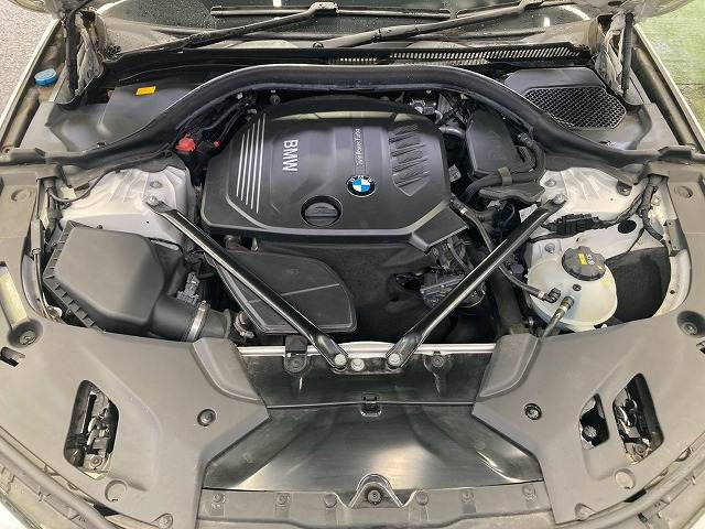 BMW 5Series Sedanの画像14