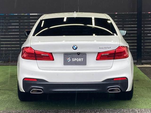 BMW 5Series Sedanの画像16