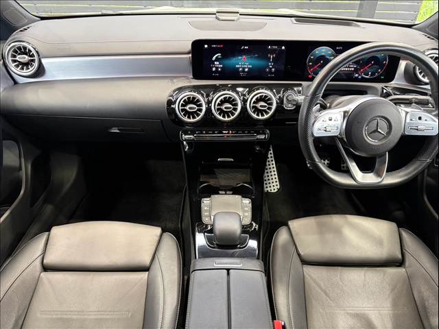 メルセデス・ベンツCLA-CLASS□CLA 200 d AMGライン 内装他