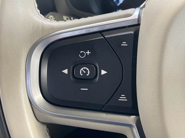 S60T4 Momentum 内装他