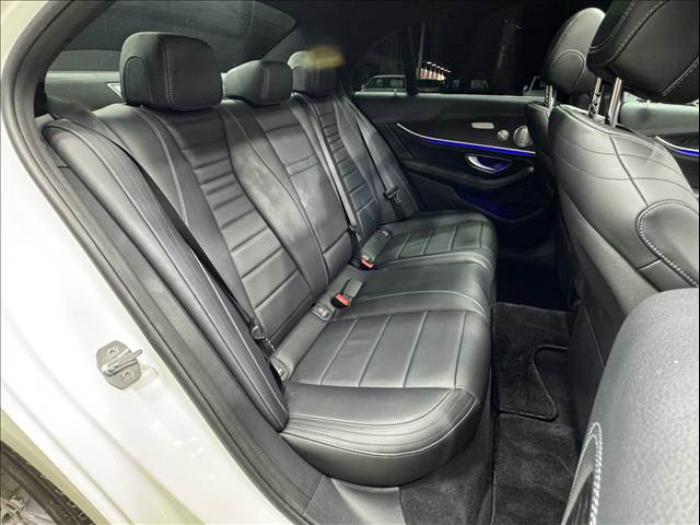 メルセデス・ベンツ E-CLASS Sedanの画像12