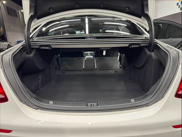 メルセデス・ベンツ E-CLASS Sedanの画像13