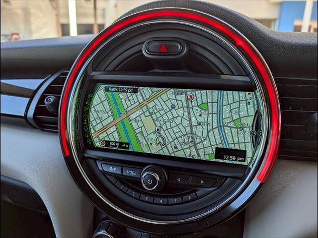 MINI3ドア COOPER SD RHD 内装他