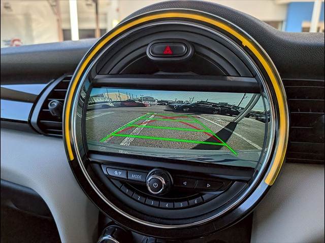 MINI3ドア COOPER SD RHD 内装他