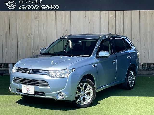 三菱 アウトランダーPHEV G ナビパッケージ