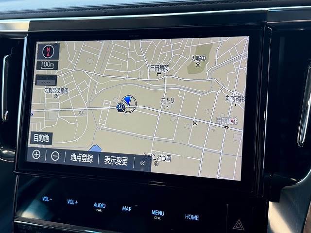 トヨタ アルファードの画像3