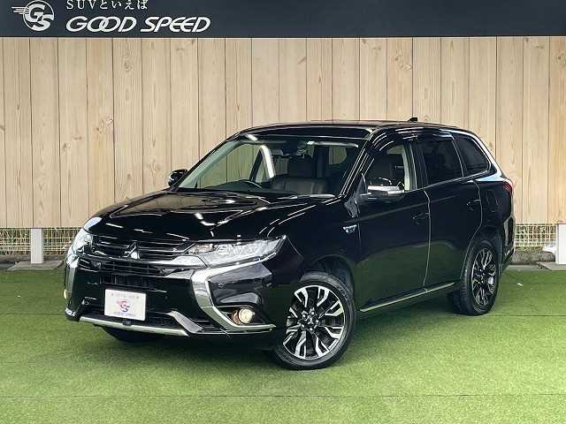 三菱 アウトランダーPHEV G セーフティパッケージ