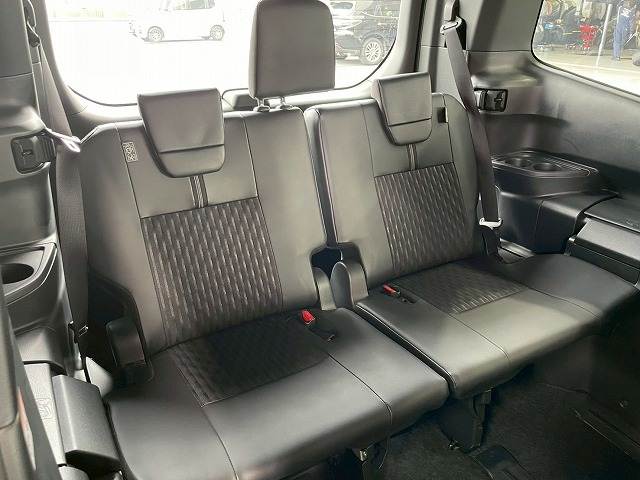 トヨタ ノアハイブリッドの画像7