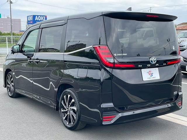 トヨタ ノアハイブリッドの画像16