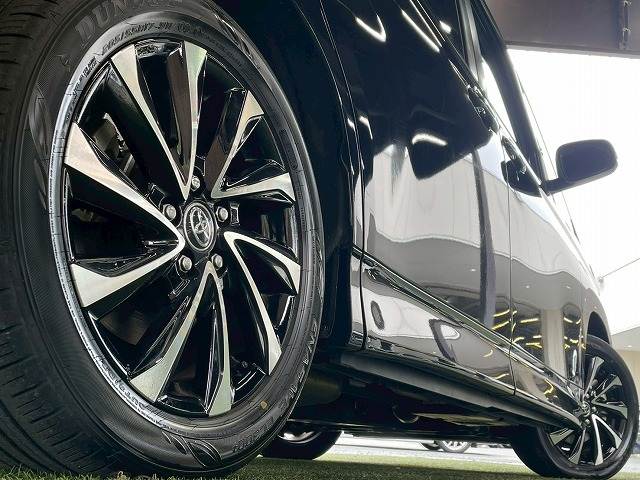 トヨタ ノアハイブリッドの画像19