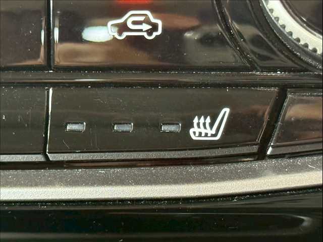 スバル フォレスターの画像12