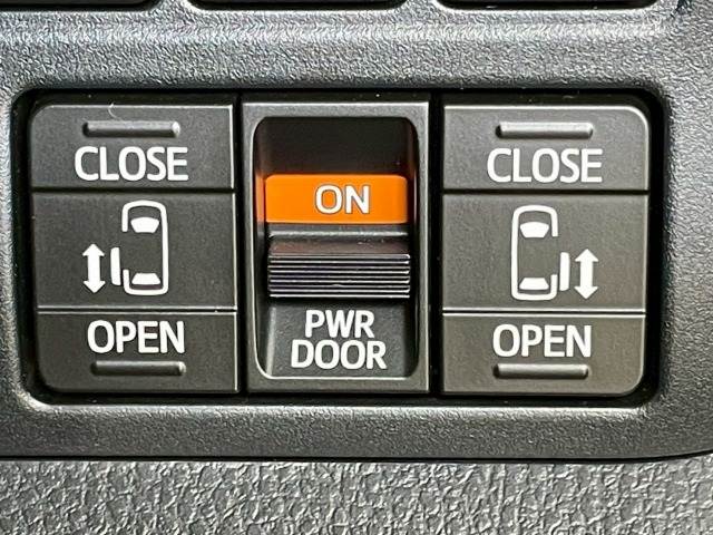 トヨタ ヴォクシーの画像9