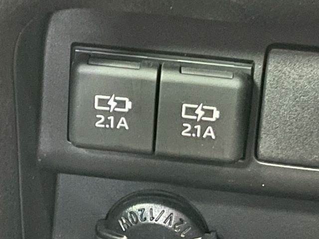 トヨタ ヴォクシーの画像12