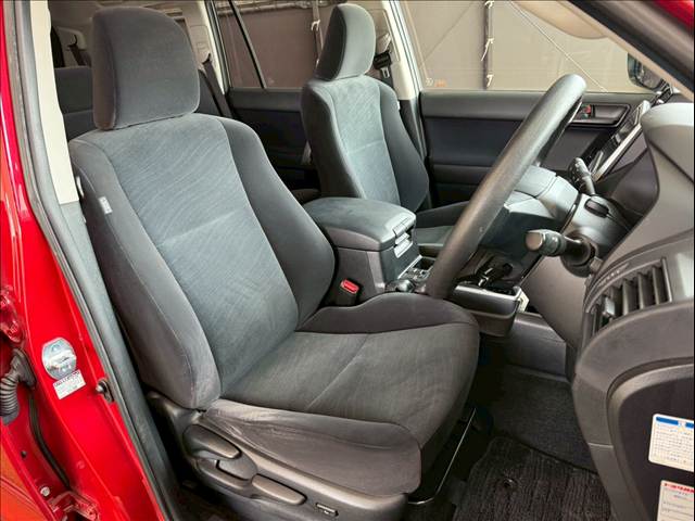 トヨタ ランドクルーザープラドの画像5