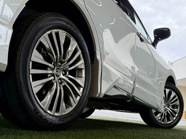 トヨタ ハリアーハイブリッドの画像19