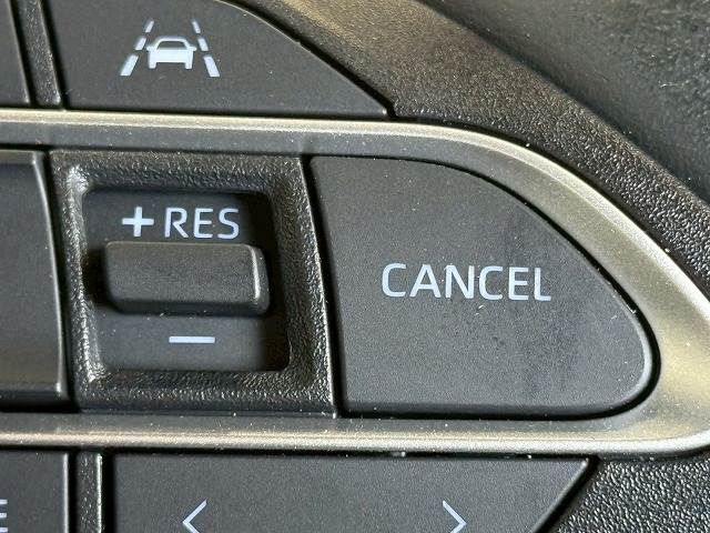 トヨタ ヴォクシーハイブリッドの画像9