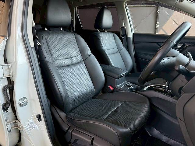 エクストレイル20Xi 内装他