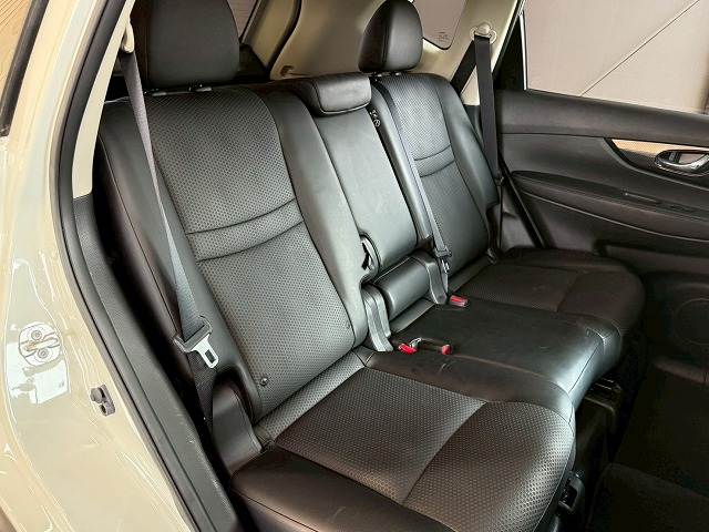 エクストレイル20Xi 内装他