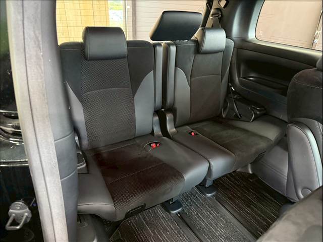 トヨタ アルファードの画像7