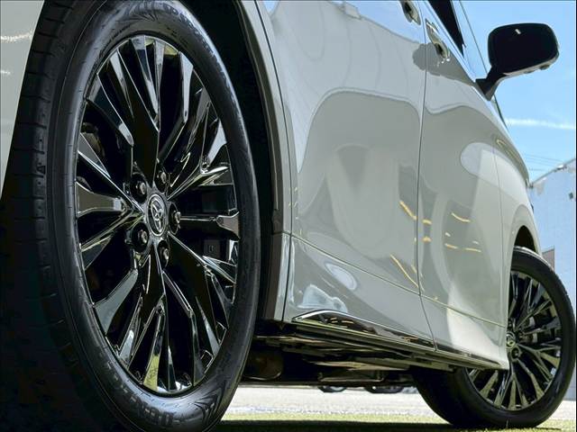 トヨタ ヴェルファイアハイブリッドの画像19