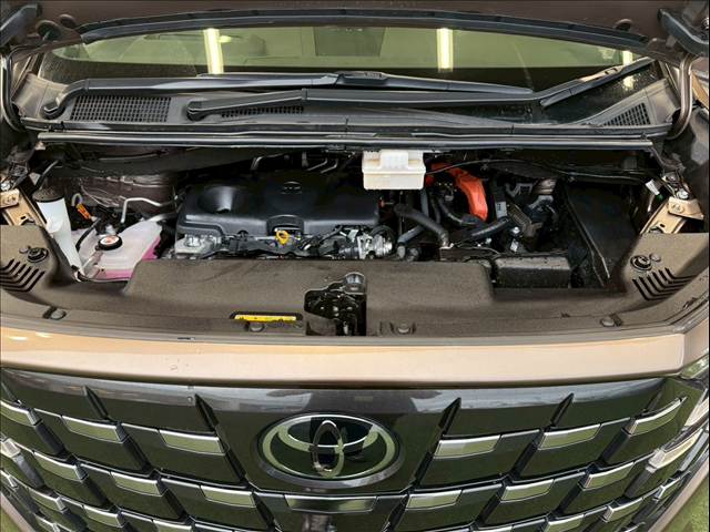 トヨタ アルファードハイブリッドの画像18