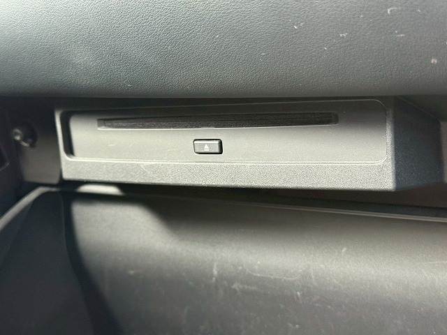 トヨタ ヴォクシーハイブリッドの画像10