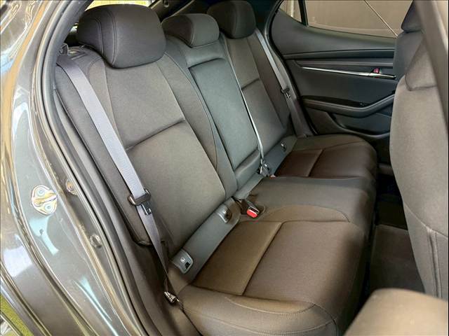 マツダ MAZDA3 FASTBACKの画像6