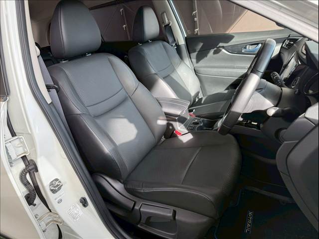 エクストレイル20Xi HYBRID 内装他