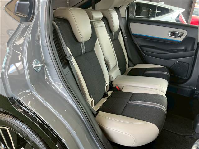 ホンダ ヴェゼルハイブリッドの画像6