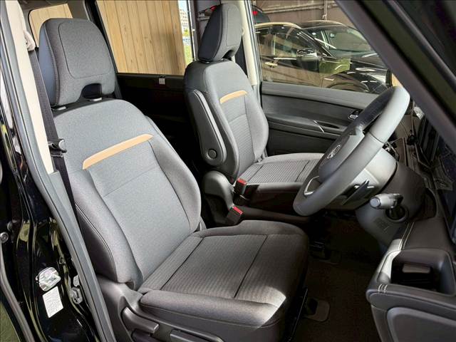 セレナハイウェイスターV 内装他