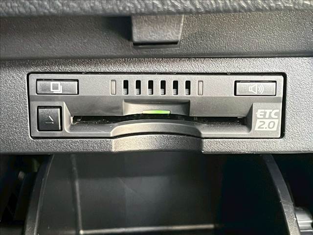 トヨタ ヴェルファイアの画像11