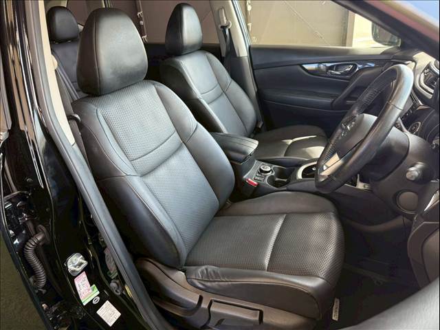 エクストレイル20Xi HYBRID 内装他