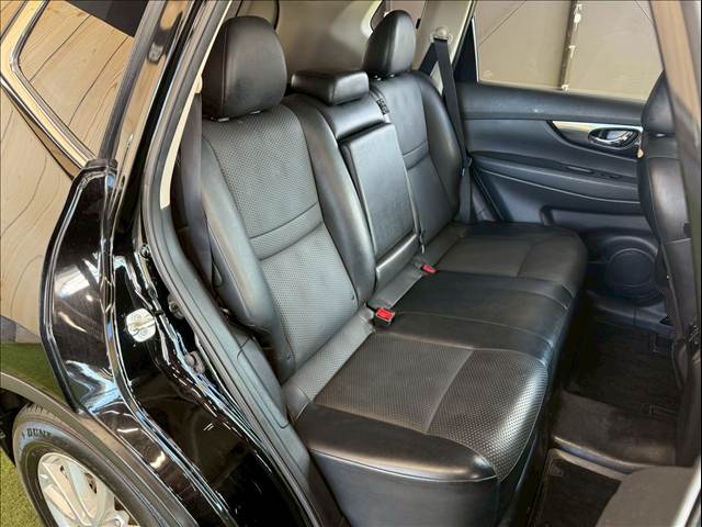 エクストレイル20Xi HYBRID 内装他