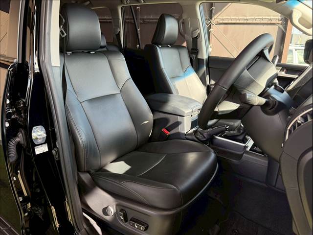 トヨタ ランドクルーザープラドの画像5