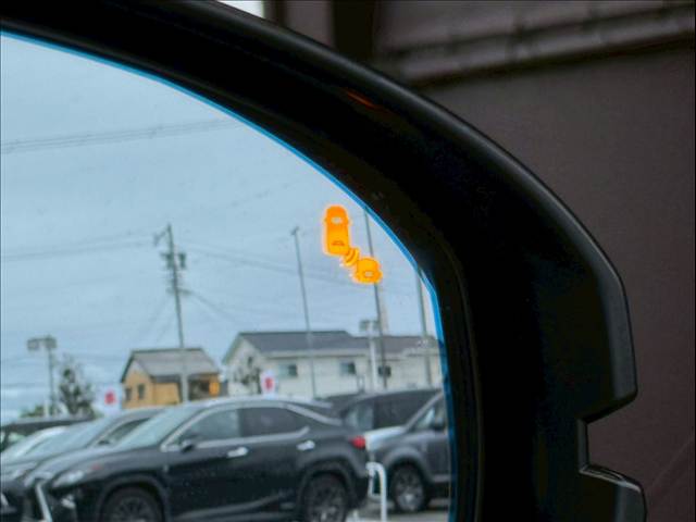 ホンダ ヴェゼルハイブリッドの画像11