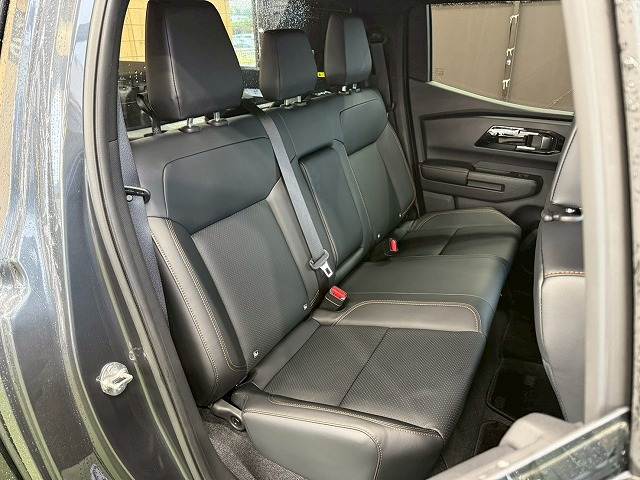 トライトンGSR 内装他