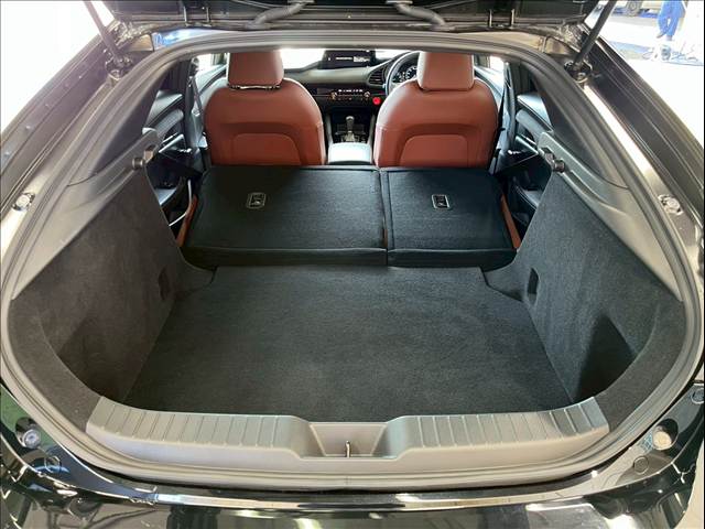 マツダ MAZDA3 FASTBACKの画像13