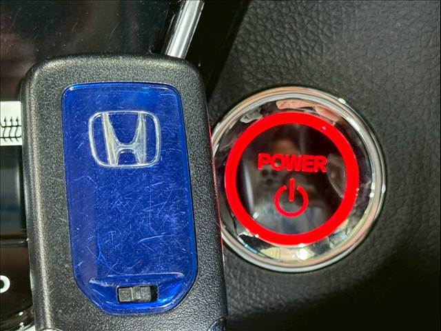 ホンダ ヴェゼルハイブリッドの画像11