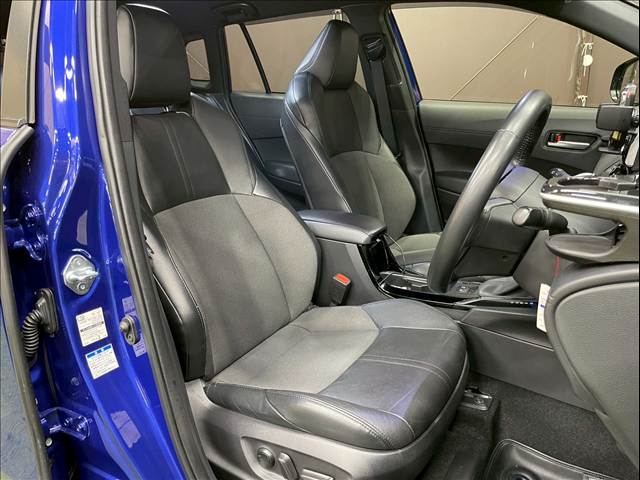 カローラクロスHYBRID Z 内装他