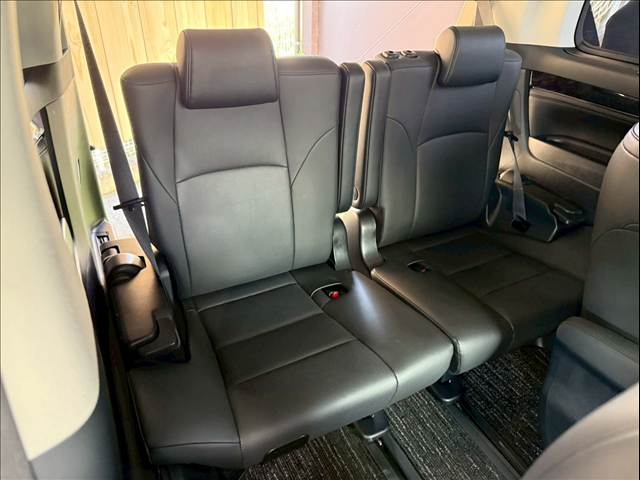 トヨタ ヴェルファイアの画像7