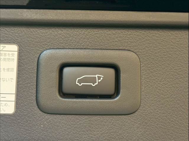 トヨタ ヴェルファイアの画像10