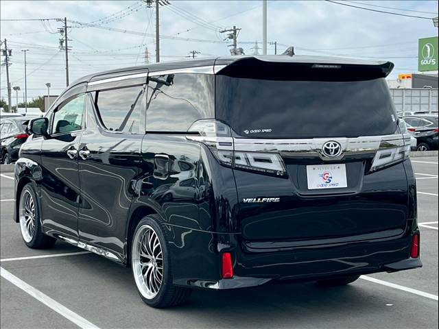 トヨタ ヴェルファイアの画像16