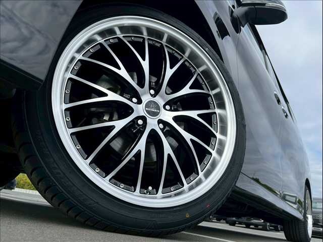 トヨタ ヴェルファイアの画像19