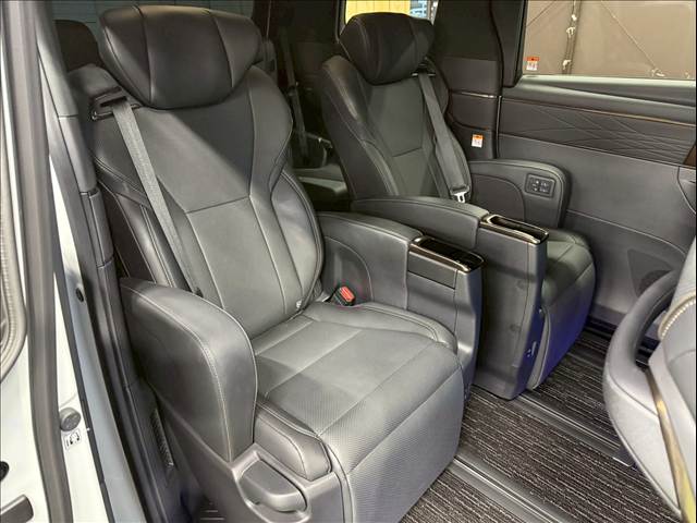 アルファードハイブリッドZ 内装他