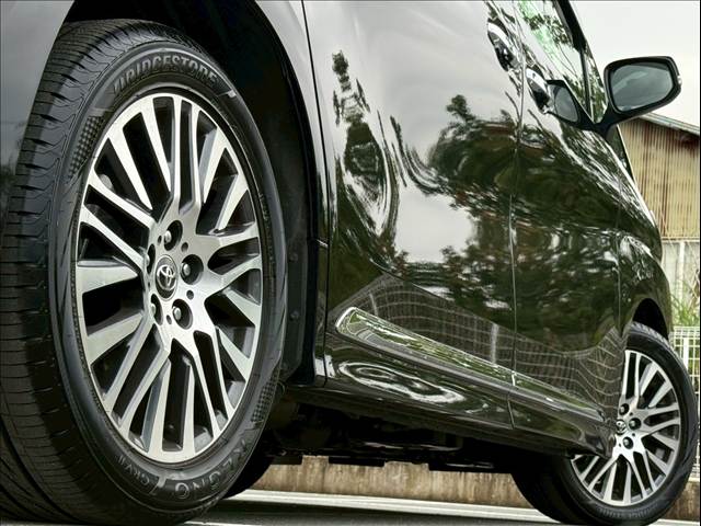 トヨタ ヴェルファイアの画像19