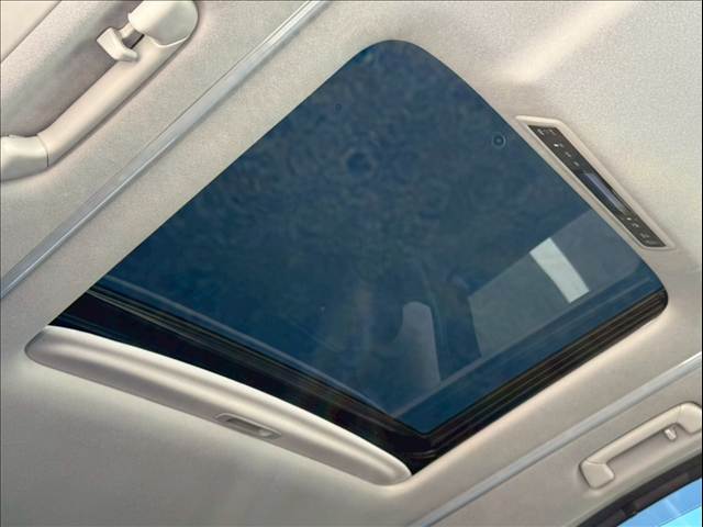 トヨタ アルファードの画像8