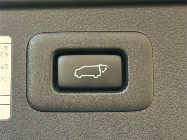 トヨタ アルファードの画像12