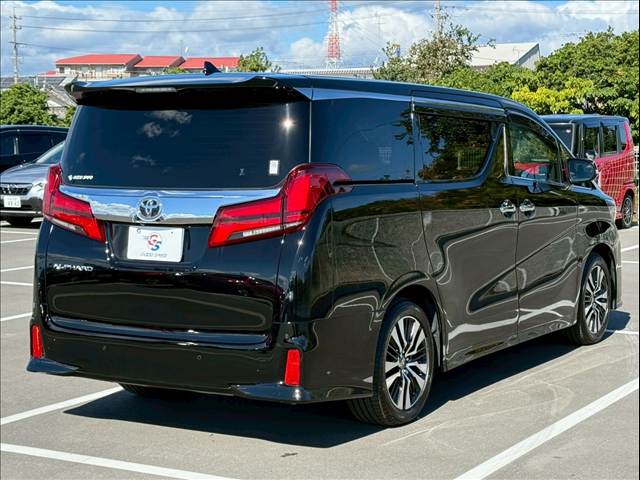 トヨタ アルファードの画像17