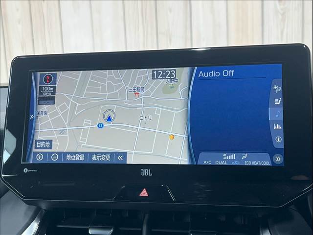 ハリアーZ “Leather Package” 内装他